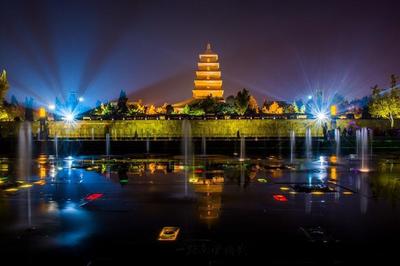 西成高鐵迎來(lái)復(fù)興號(hào)G89和G90,沿途經(jīng)過(guò)5座美麗省會(huì),有你家鄉(xiāng)嗎?